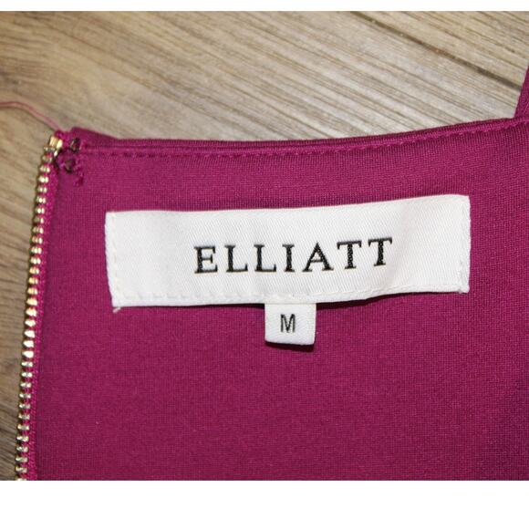 Elliatt Magenta Pink Ring Strap Bodycon Mini Dress Women’s Size M - Picture 4 of 4